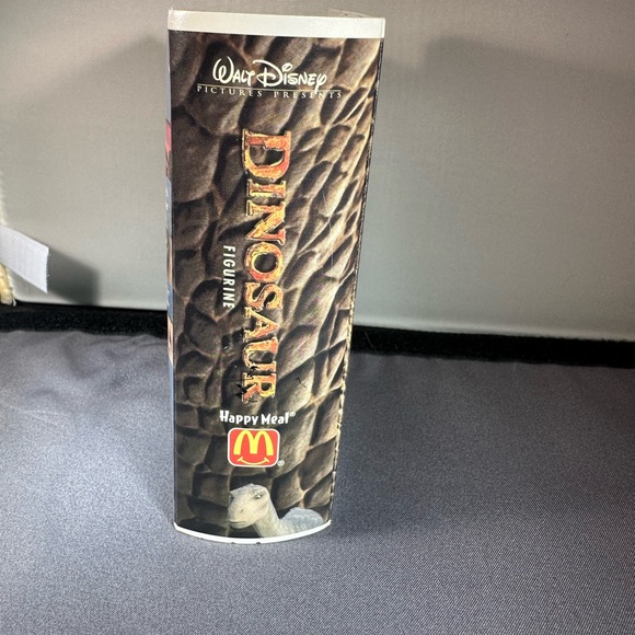 Walt Disney - McDonald’s Vintage Dinosaur toy. - Picture 3 of 16